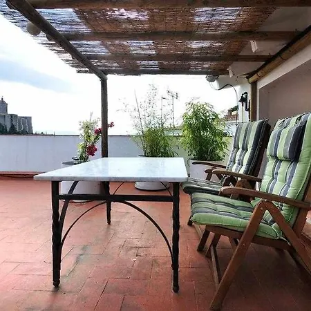 Con Increíbles Vistas Y Terraza Apartamento